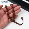 مسبحة أكريليك بنقش وجوه مبتسمة وعلبة عرض — A49-33C3-3-H — بني متوسط مع عرض على اليد — 09