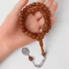 مسبحة أكريليك 45 حبة 10 مم بمظهر حجري — بني